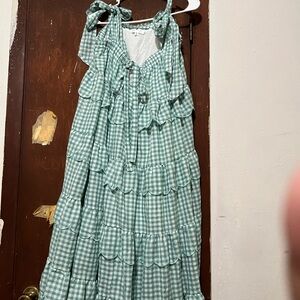 Elegant Green Gingham Maxi Dress